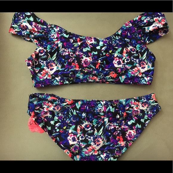 Coral Swim Bikini - Picture 2 of 2